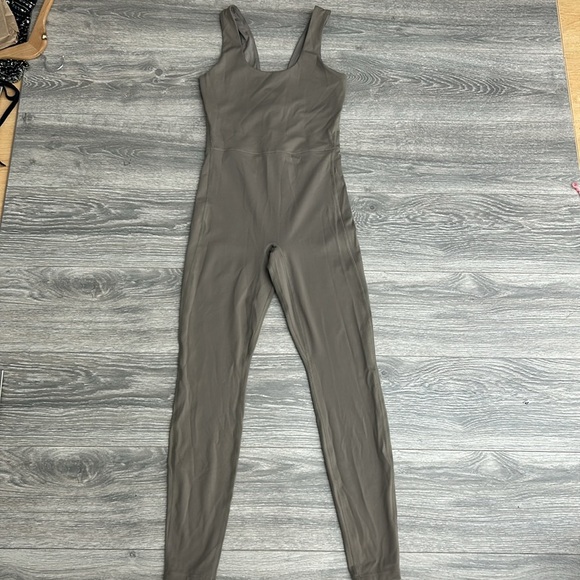 All in motion brushed sculpt scoop neck jumpsuit size S - Picture 4 of 7